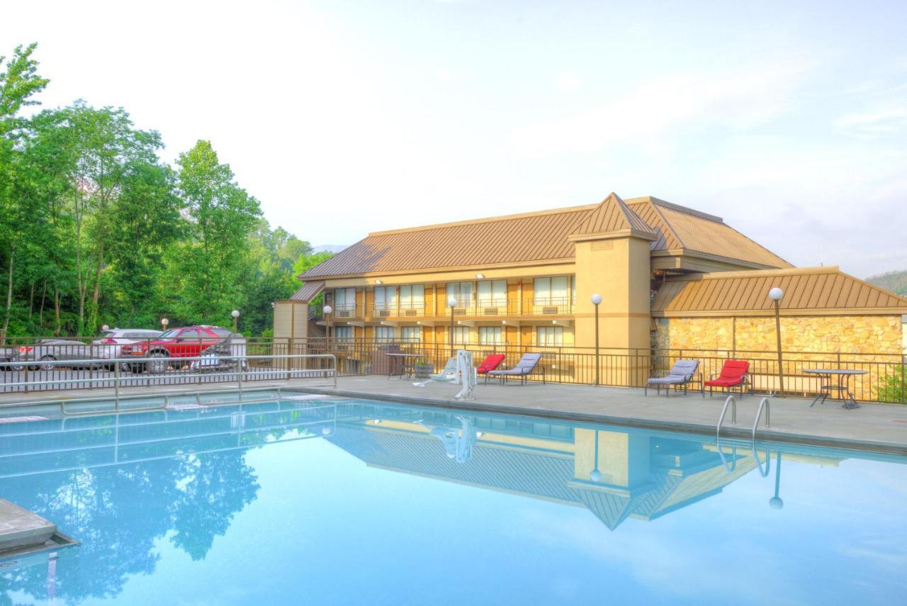 Hotel Clarion Pointe Downtown Gatlinburg Zewnętrze zdjęcie