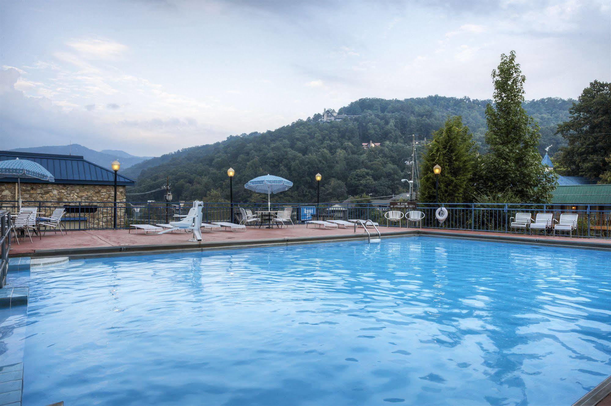 Hotel Clarion Pointe Downtown Gatlinburg Zewnętrze zdjęcie