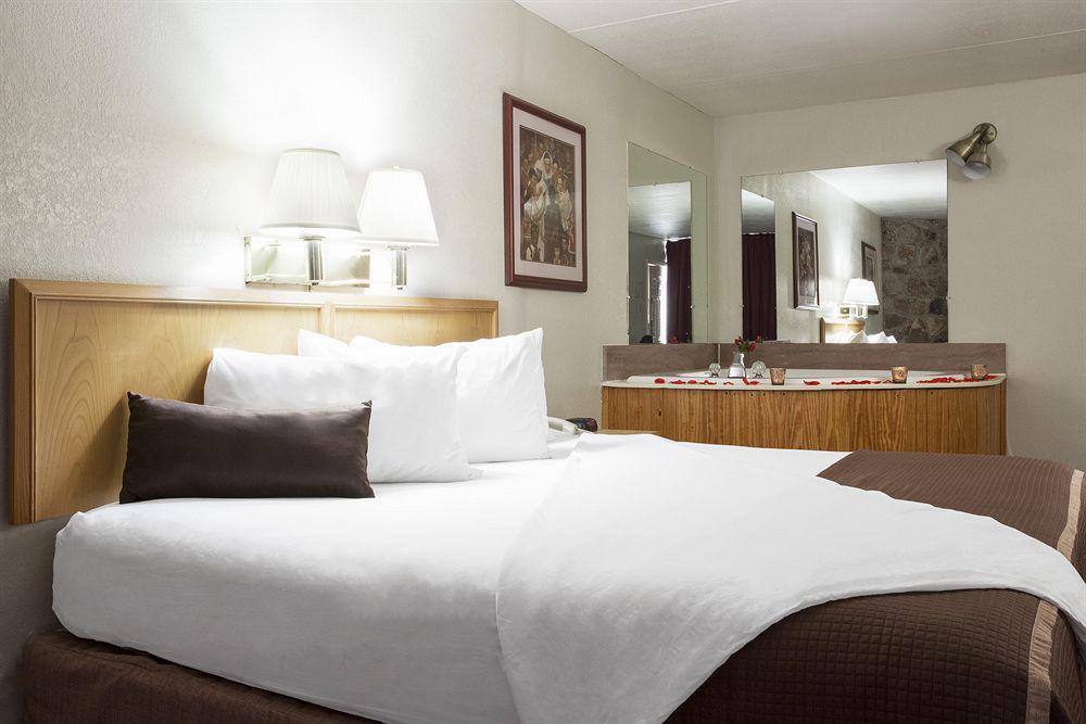 Hotel Clarion Pointe Downtown Gatlinburg Zewnętrze zdjęcie